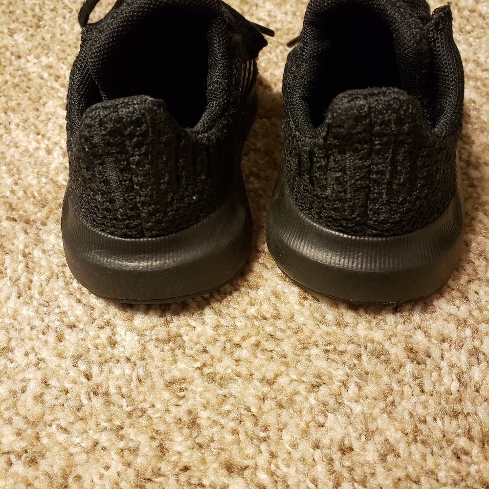 Adidas tubular x 3 stripe all black athletic shoes size 4 in excellent condition - Picture 6 of 7